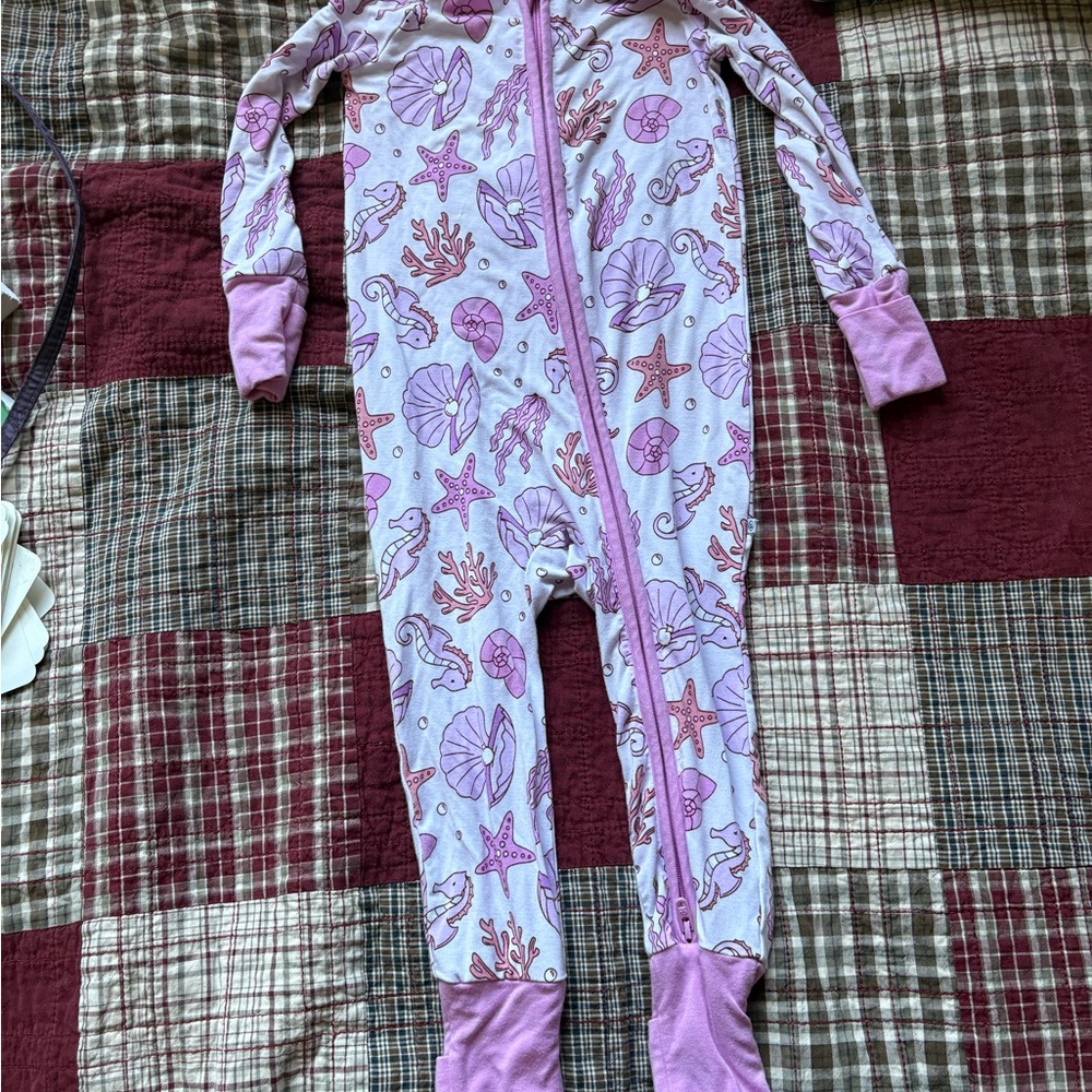 Caden Lane Lavender and Pink Seashell Kids Footie